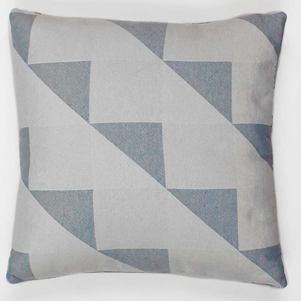 CUSCINO JACQUARD CON FILATURA SMERALDO