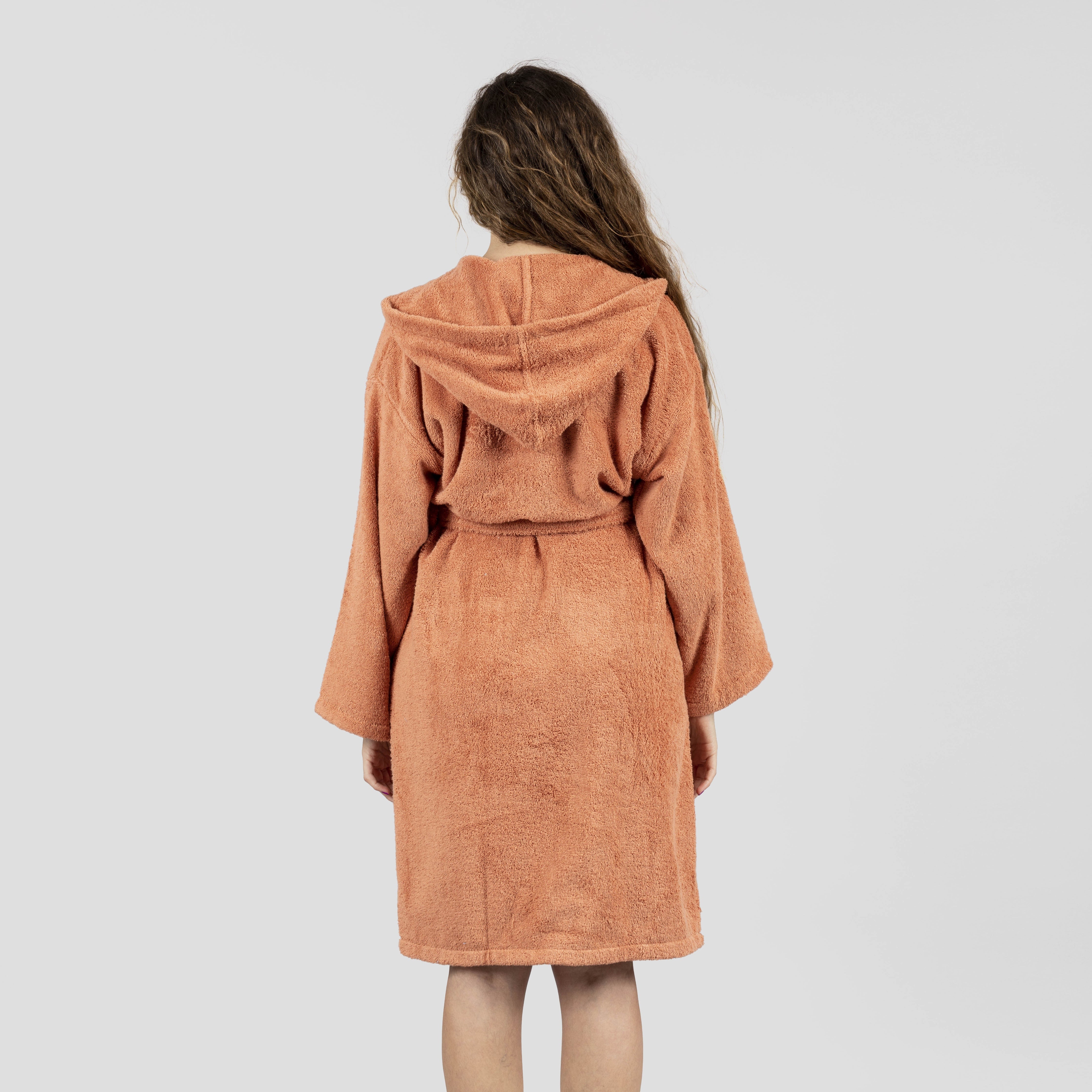 ACCAPPATOIO CON CAPPUCCIO 450 GR. TINTA UNITA