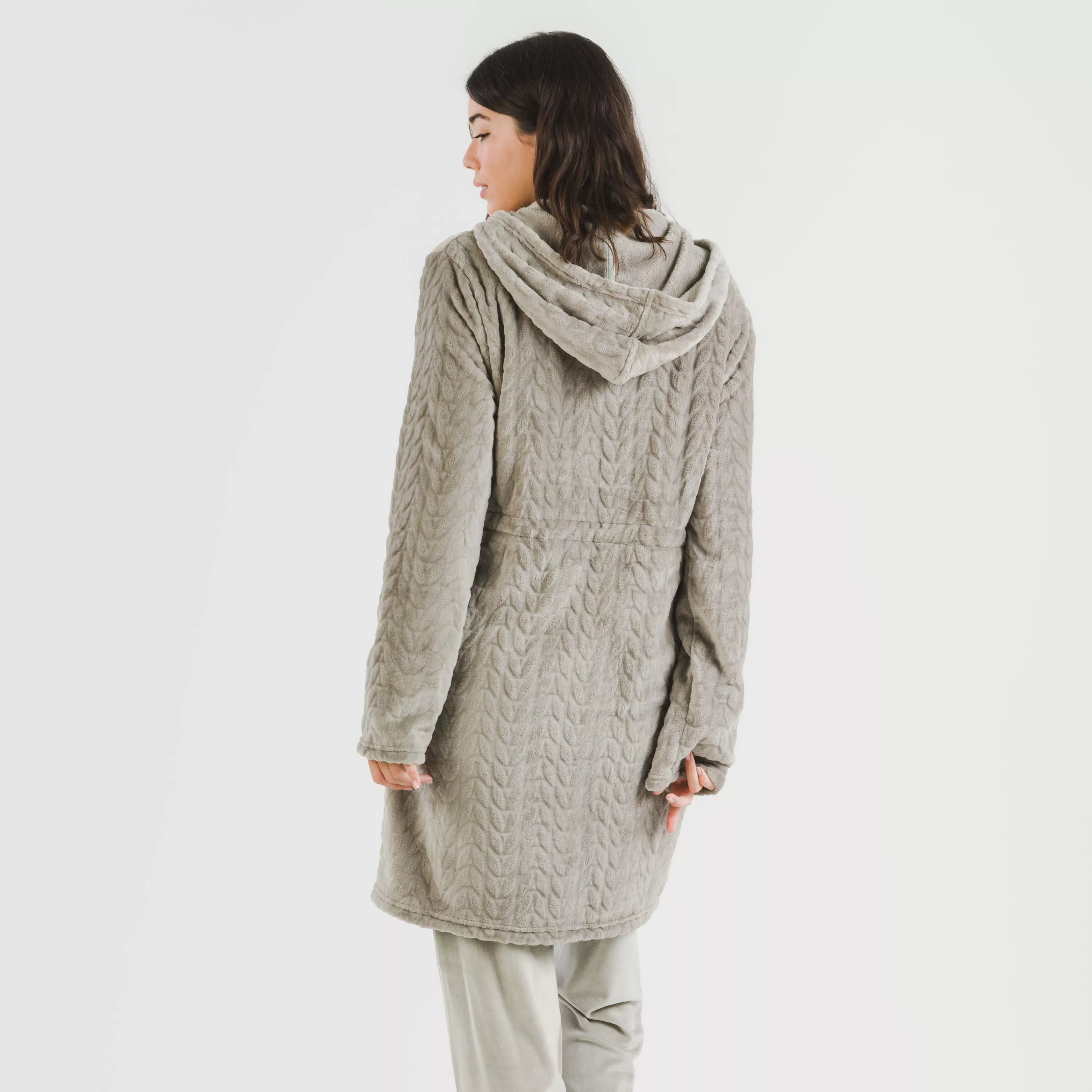 VESTAGLIA IN VELLUTO DEVORE CON CAPPELLO LISA