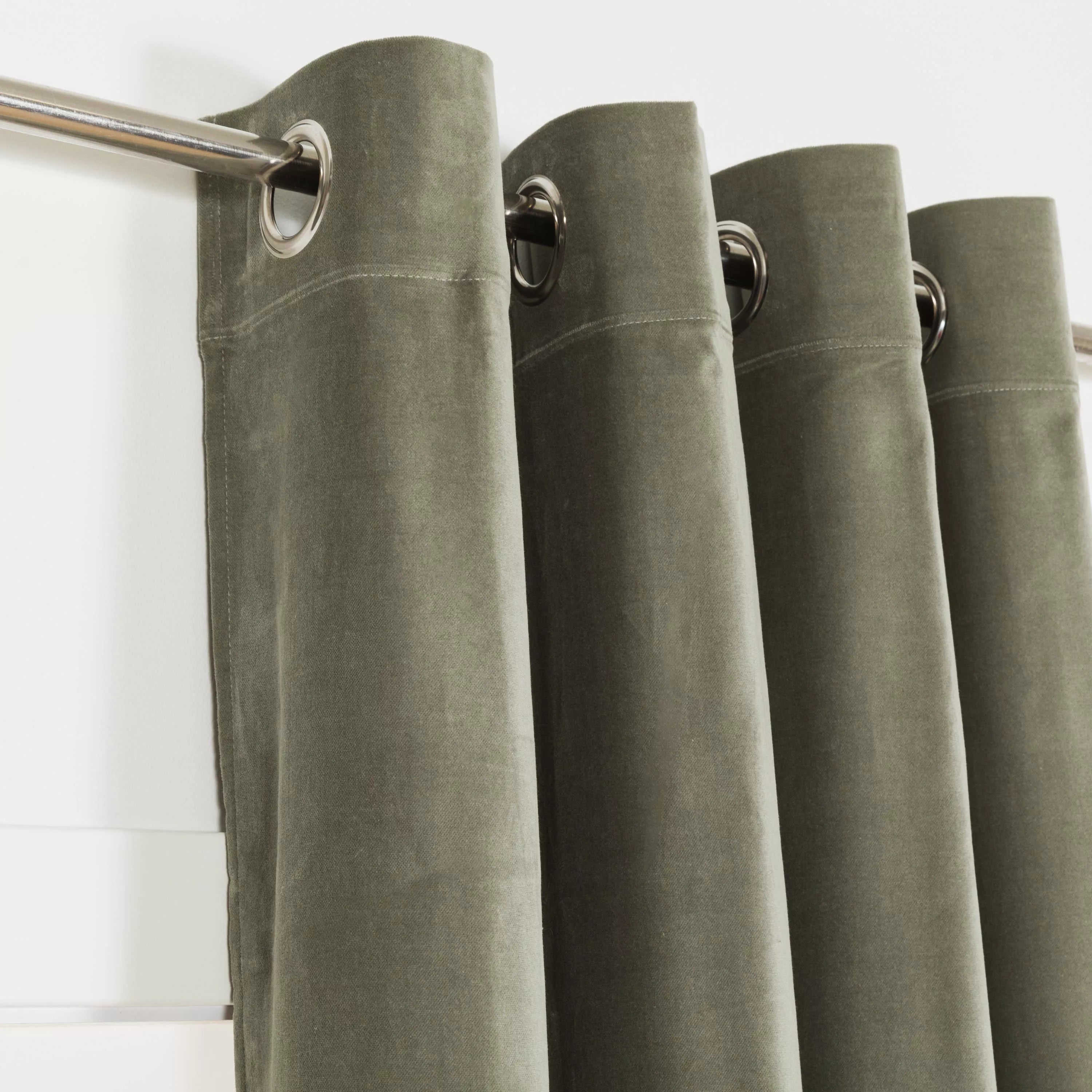 TENDA CON OCCHIELLI IN VELLUTO DI COTONE 140X260CM