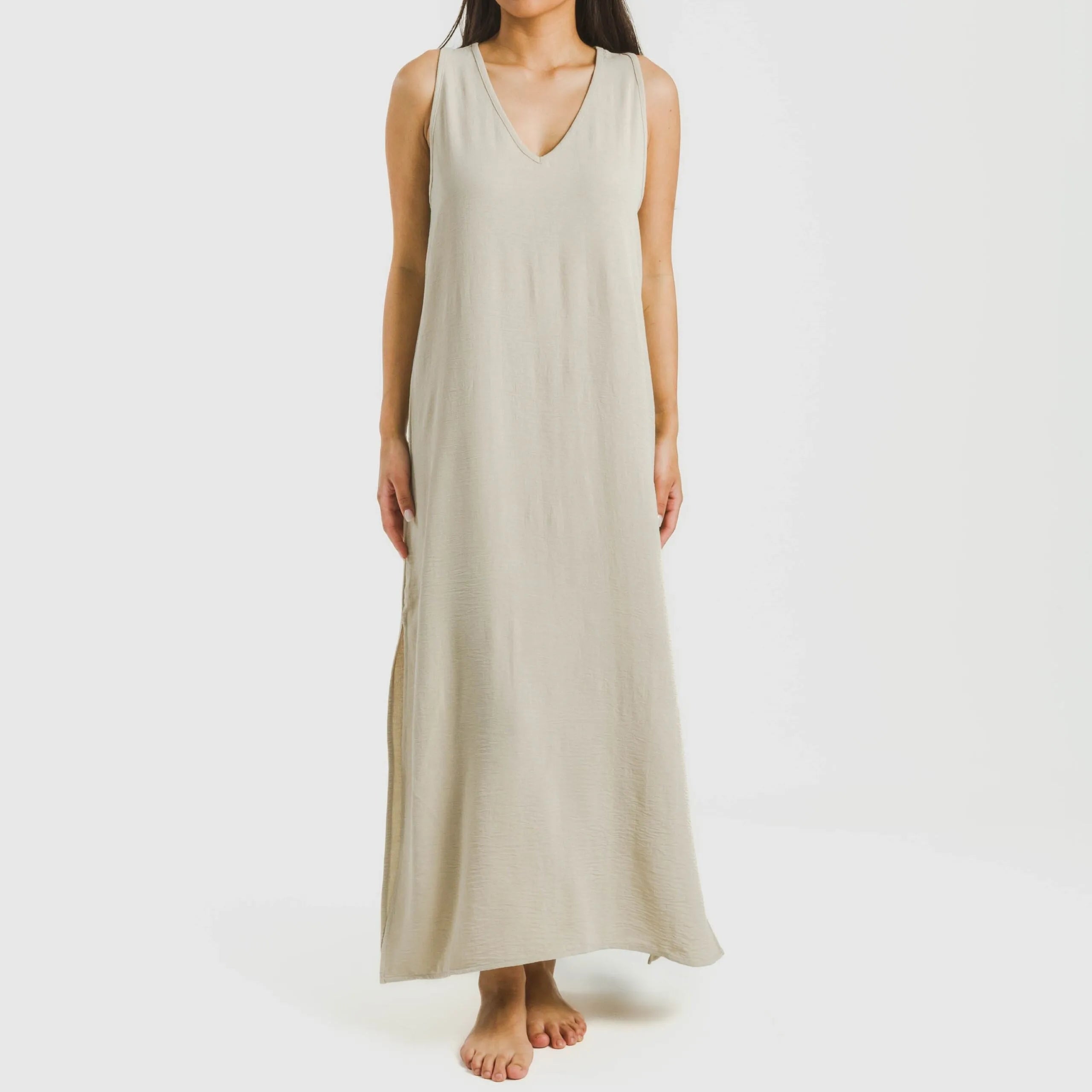 ABITO LUNGO BAMBULA CON SPALLINE