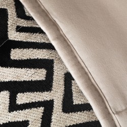 Copriletto jacquard ciniglia Arzai beige - nero 120gr Copriletto jacquard ciniglia Arzai beige - nero 120gr