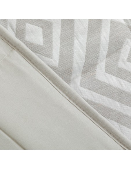 Copriletto jacquard ciniglia Feria perla - 120 gr Copriletto jacquard ciniglia Feria perla - 120 gr