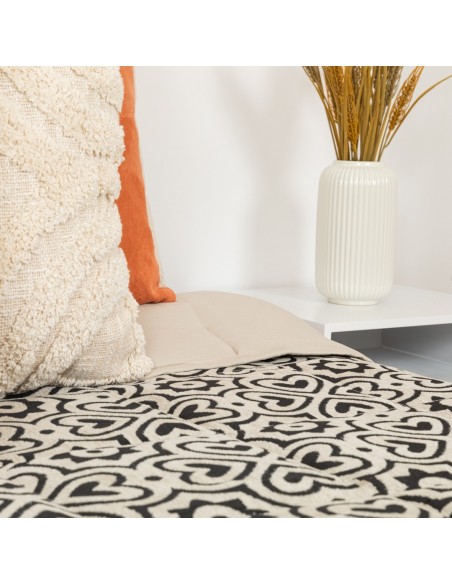 Copriletto jacquard ciniglia Capri beige nero - 120gr Copriletto jacquard ciniglia Capri beige nero - 120gr