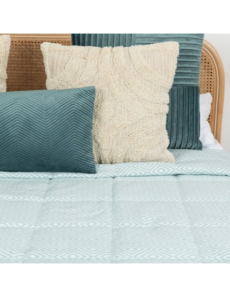 Copriletto jacquard ciniglia Andres verde tiffany - 120gr Copriletto jacquard ciniglia Andres verde tiffany - 120gr