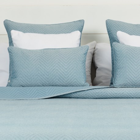 Copriletto bouti effetto consumato tinta unita