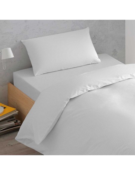 Copripiumino in raso tinta unita