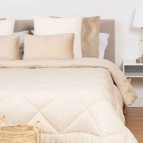 Trapunta effetto consumato tinta unita