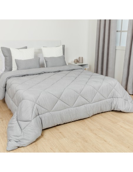 Trapunta effetto consumato tinta unita