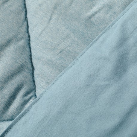 Trapunta effetto consumato tinta unita