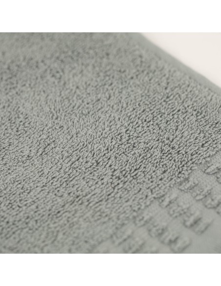 Asciugamano con frange 550gr tinta unita