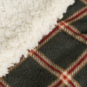 Coperta velluto sherpa Cuadro Nelby verde militare 2