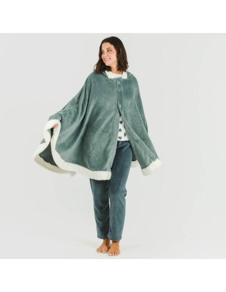 Coperta mantella con cappuccio tinta unita Coperta mantella con cappuccio tinta unita