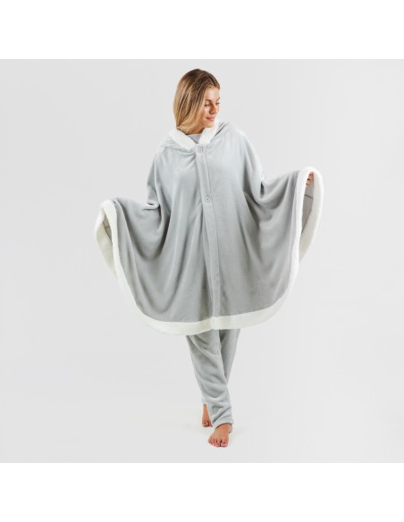 Coperta mantella con cappuccio tinta unita Coperta mantella con cappuccio tinta unita