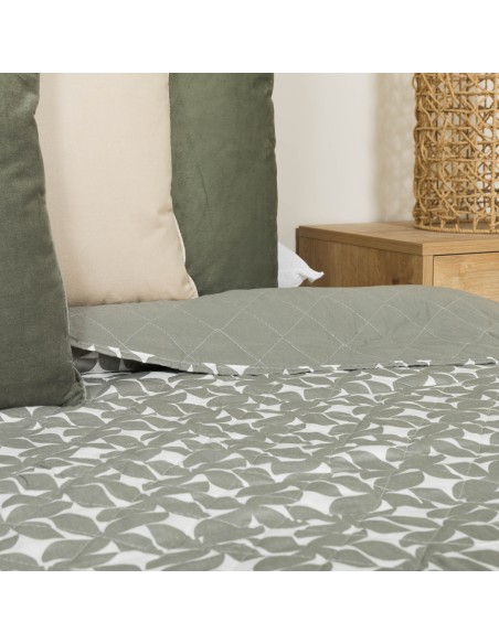 Copriletto bouti Keira verde salvia