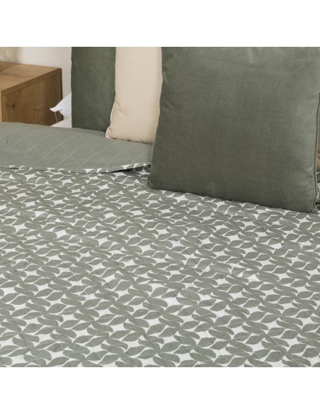 Copriletto bouti Keira verde salvia