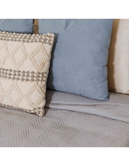 Copriletto bouti effetto consumato tinta unita