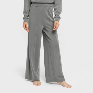 Pantalone lungo con pinces fluido donna