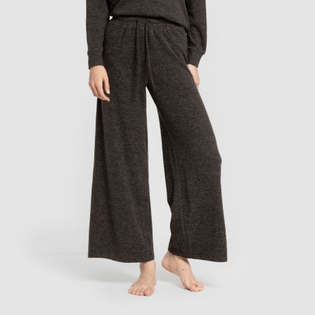 Pantalone lungo ampio in maglia extra morbida