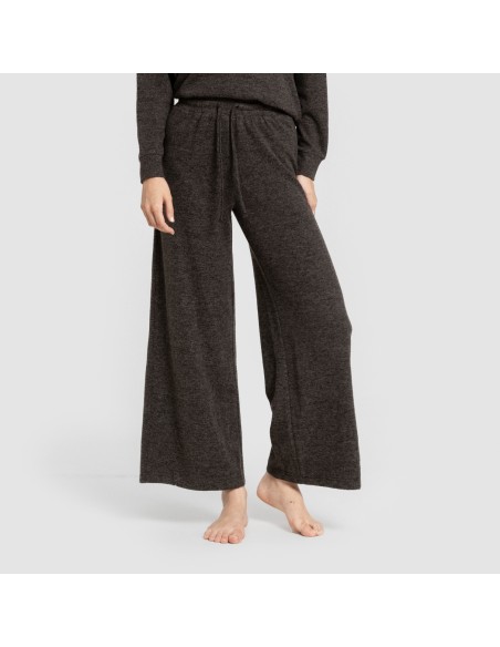 Pantalone lungo ampio in maglia extra morbida Pantalone lungo ampio in maglia extra morbida