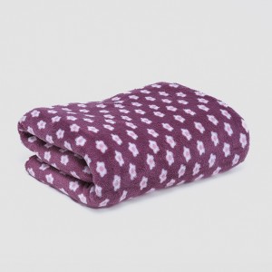 Coperta corrallo Berta berenjena