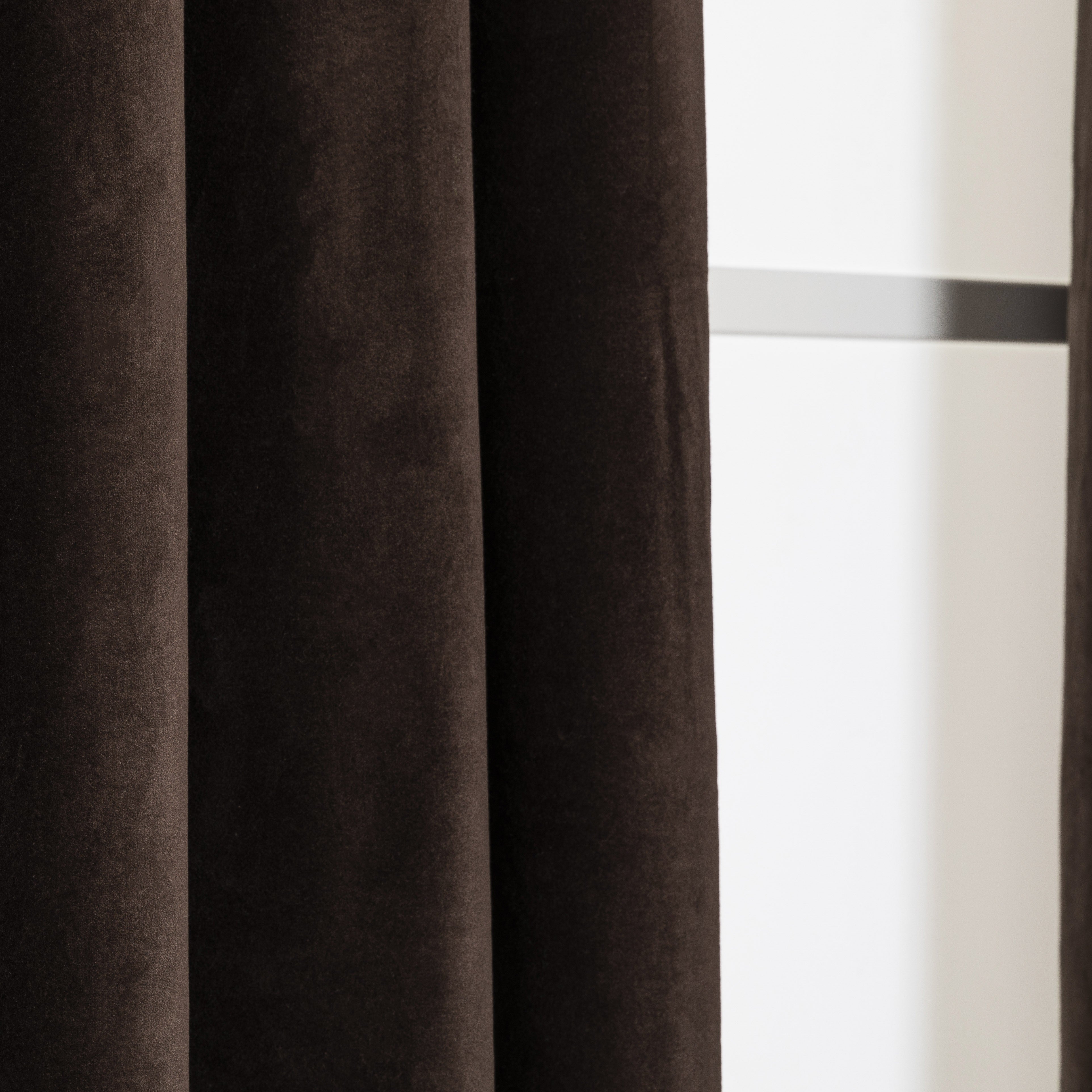 TENDA CON OCCHIELLI IN VELLUTO DI COTONE 140X260CM