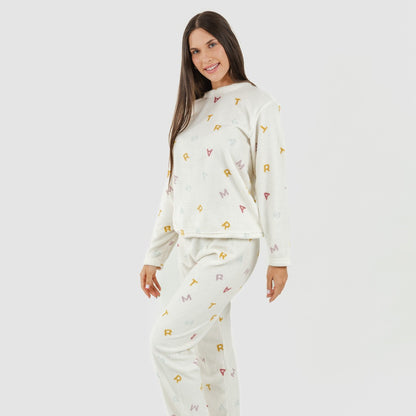 Pigiama da donna color corallo con lettere