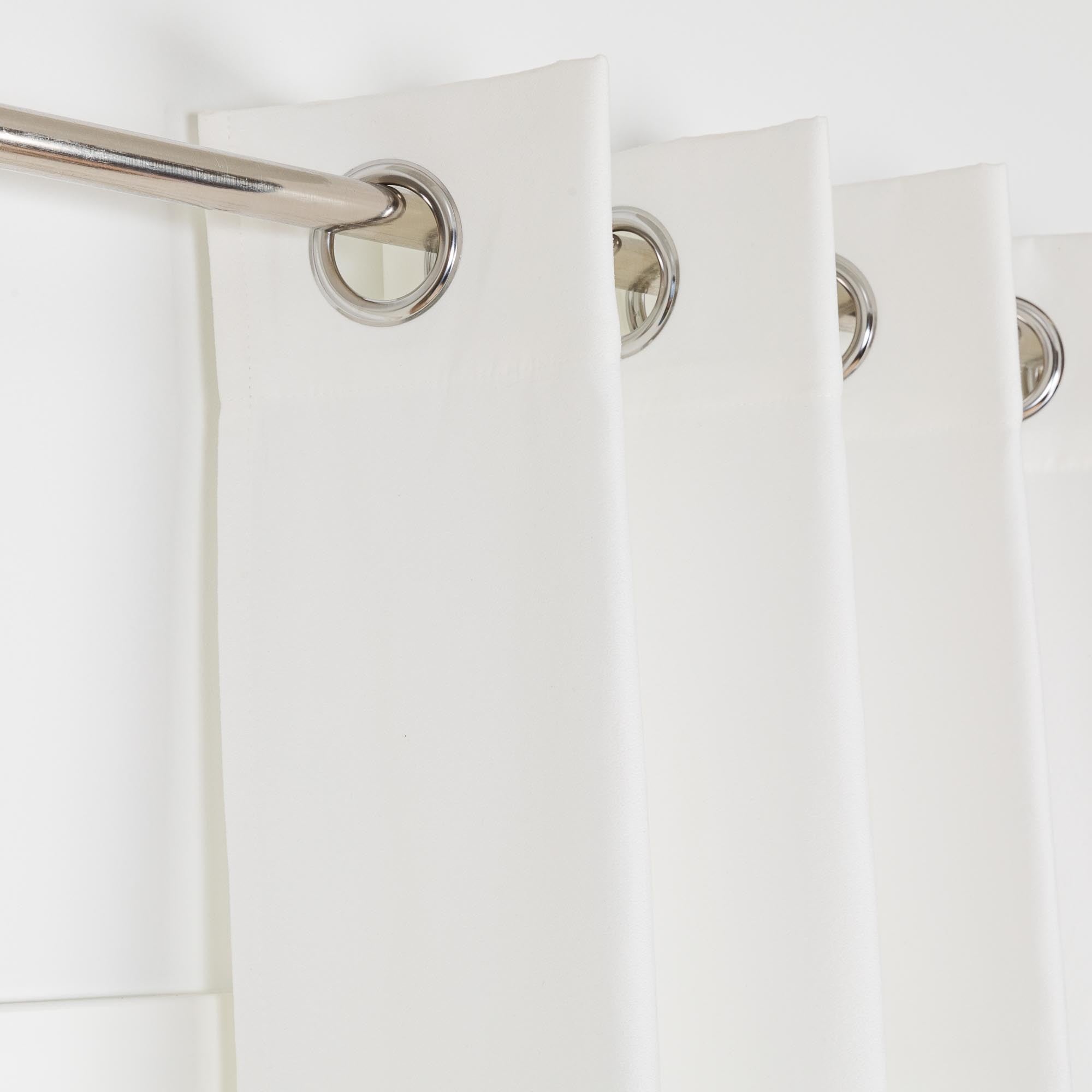 TENDA CON OCCHIELLI IN CAMOSCIO