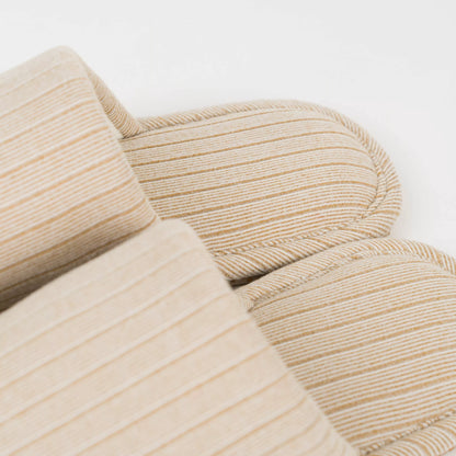 Scarpa Canale a righe larghe con dettagli semplici