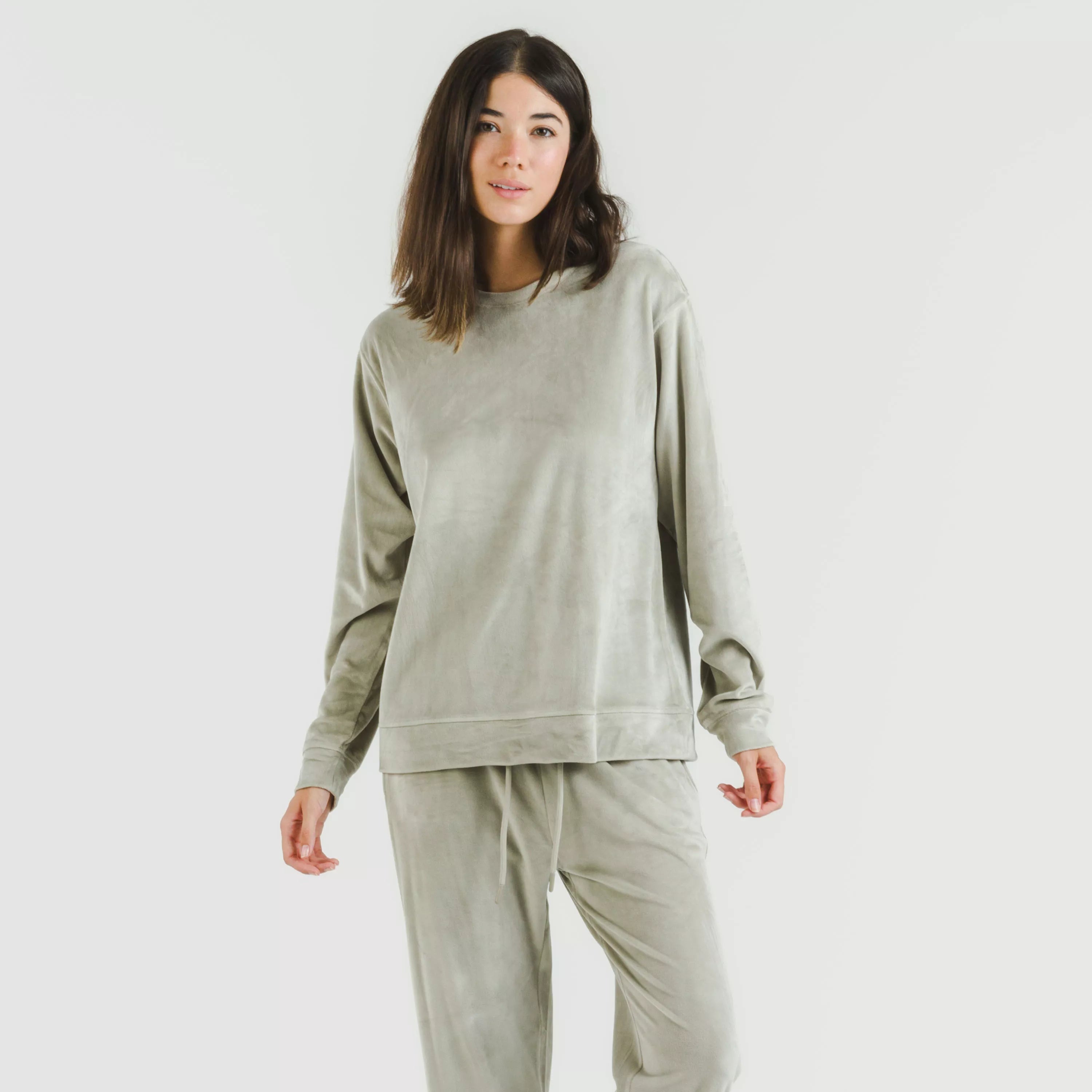 PIGIAMA LUNGO IN VELLUTO SEMPLICE