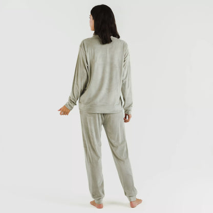 PIGIAMA LUNGO IN VELLUTO SEMPLICE