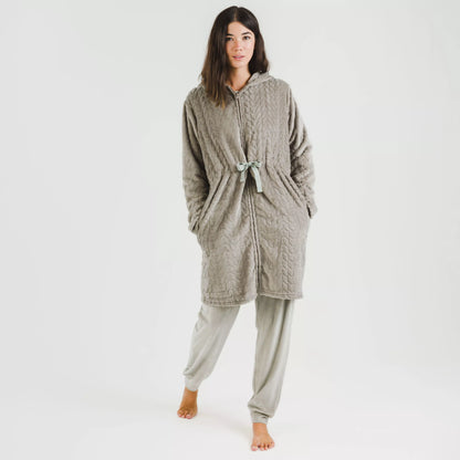 VESTAGLIA IN VELLUTO DEVORE CON CAPPELLO LISA