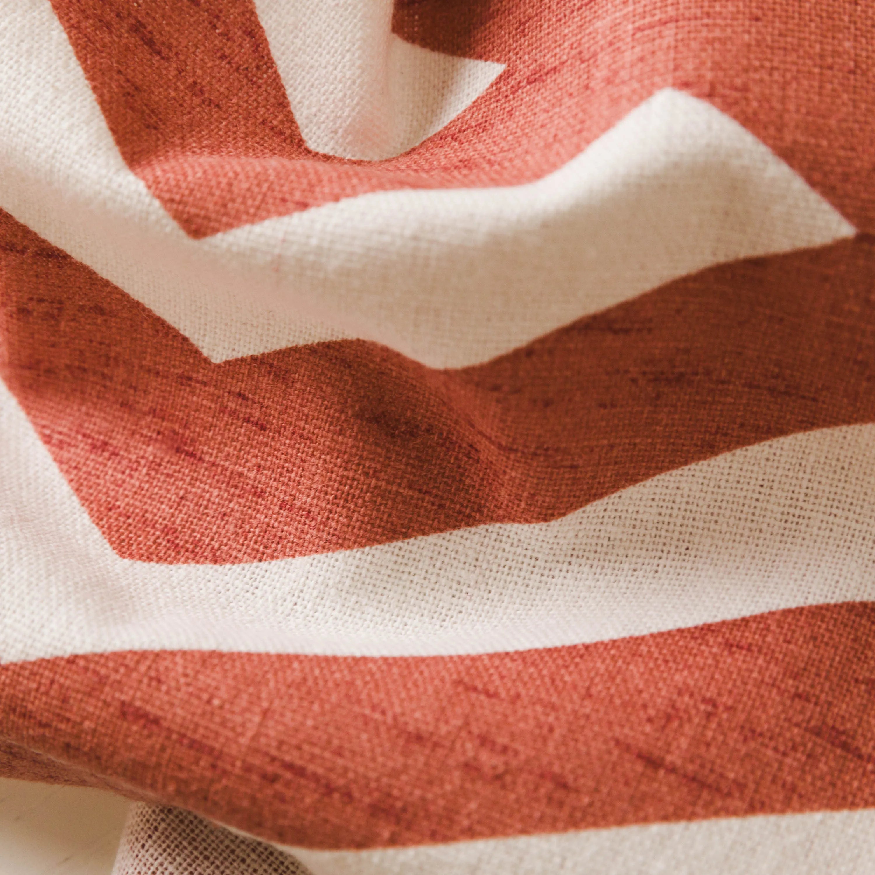 TOVAGLIA ANTIMACCHIA NELA