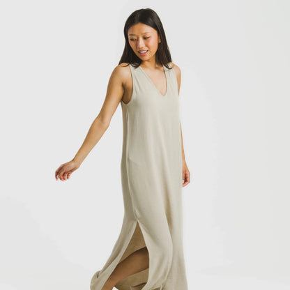 ABITO LUNGO BAMBULA CON SPALLINE