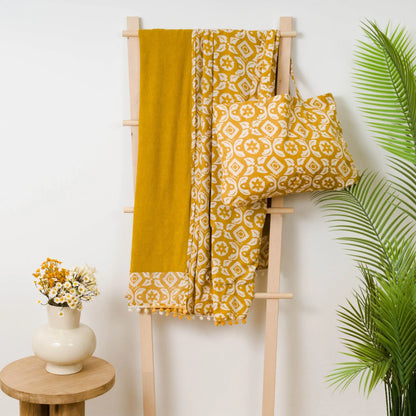 CONFEZIONE ASCIUGAMANO PARO + BORSA EUGENIA