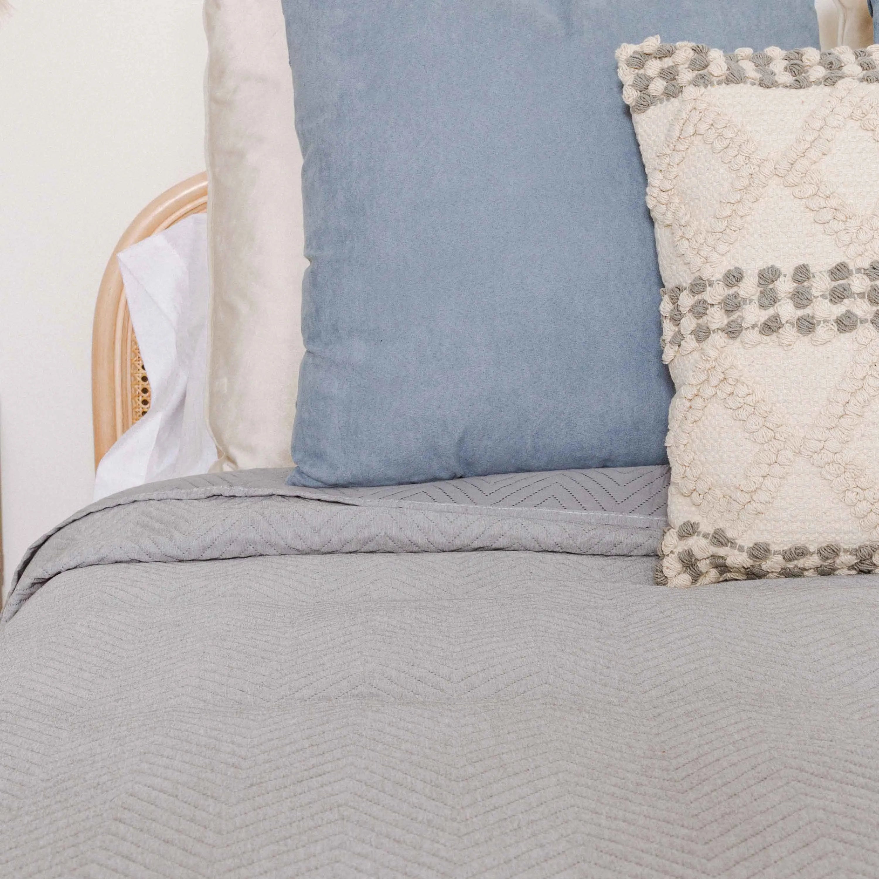 TRAPUNTA SEMPLICE CON EFFETTO CONSUMATO