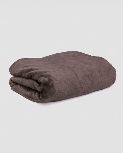 Manta terciopelo lisa marrón