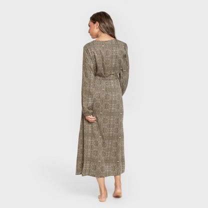 Vestido midi manga larga pico viscosa Dalias verde cacería