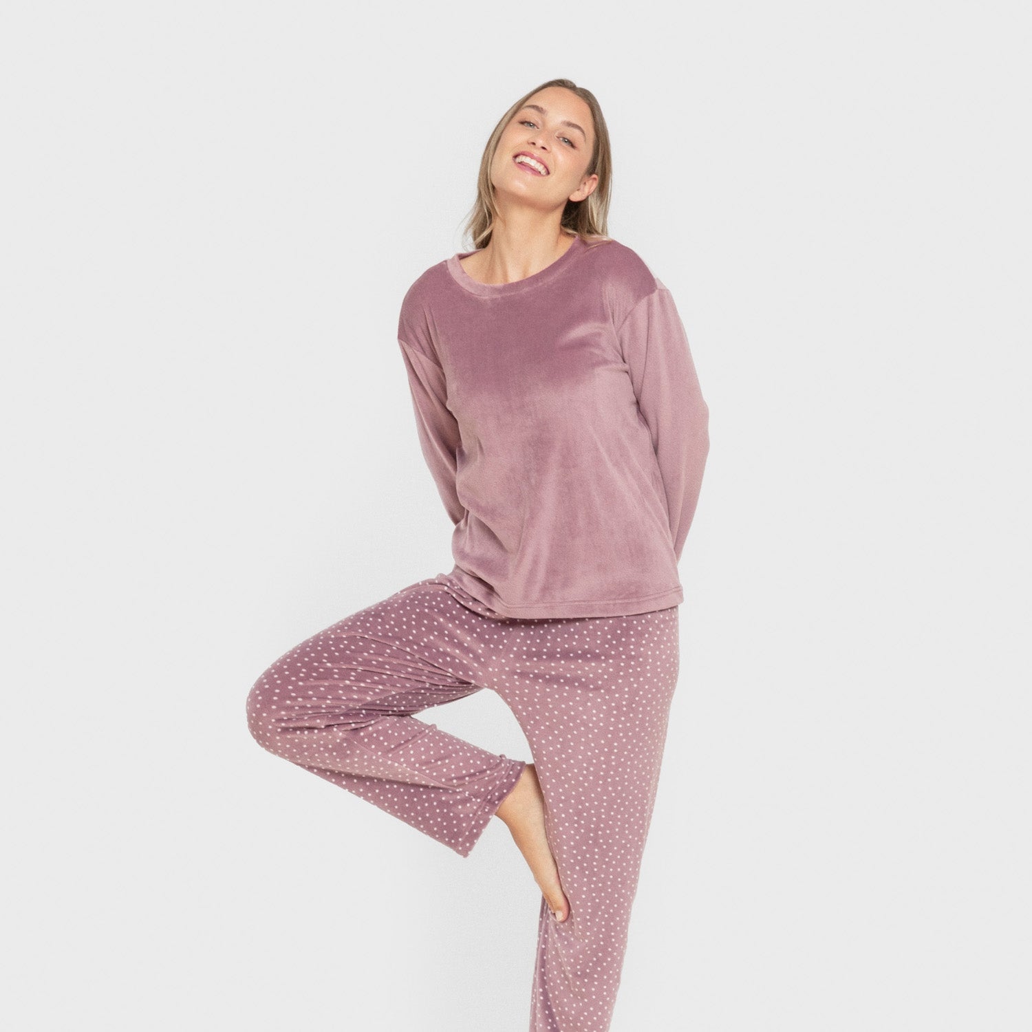 Pijama terciopelo super soft mujer Lolenda berenjena